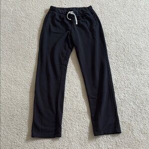 Old Navy Black Sweatpants with Drawstring Waistband. Never worn no tags.
